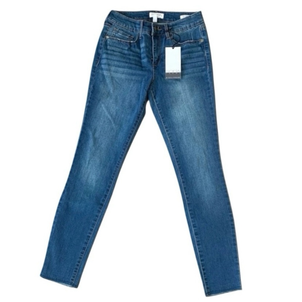 NWT Sofia By Sofia Vergara Womens Jeans Size 2 Blue Skinny Ankle Raw Hem 9” Rise